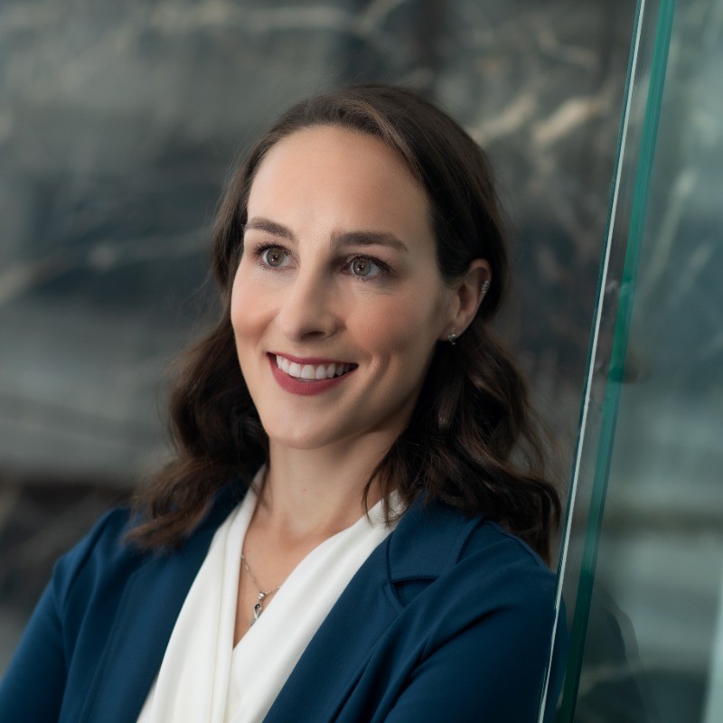 Kathryn Handlogten, MD headshot