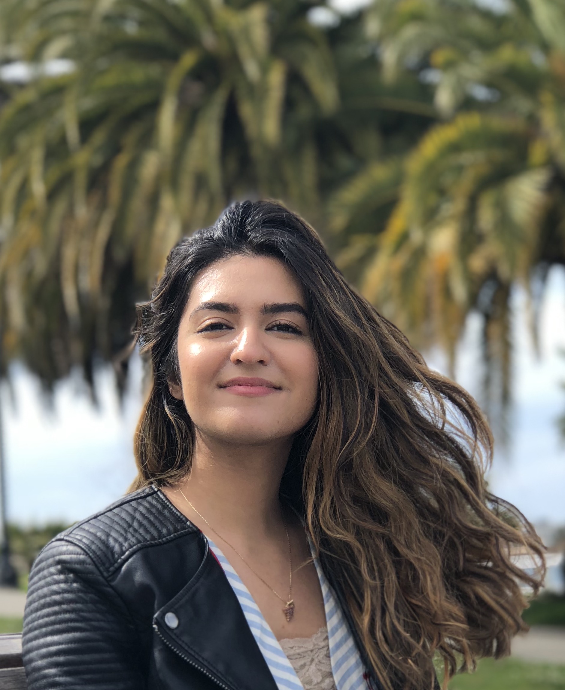 Ghazal Rezvani, LCSW headshot