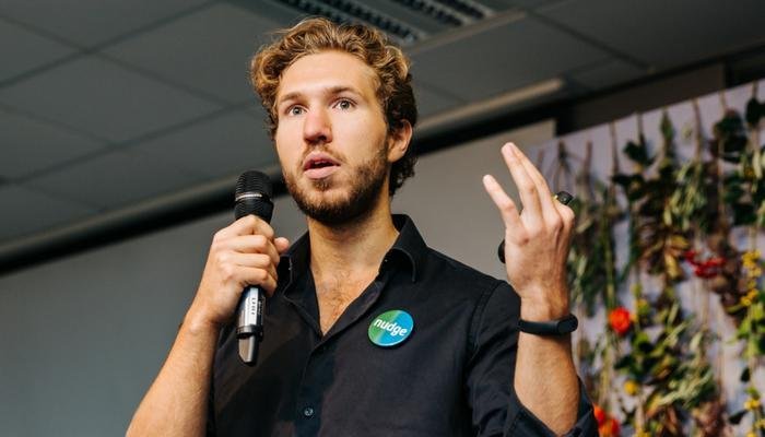 Floris van der Breggen headshot