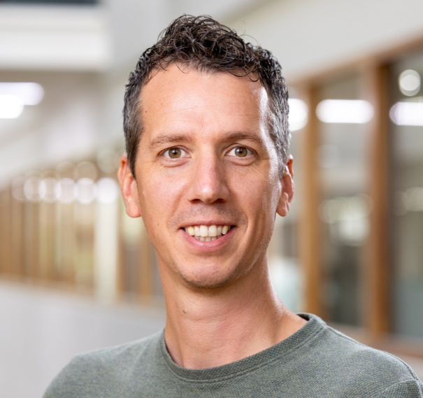 Tom van de Belt, PhD headshot